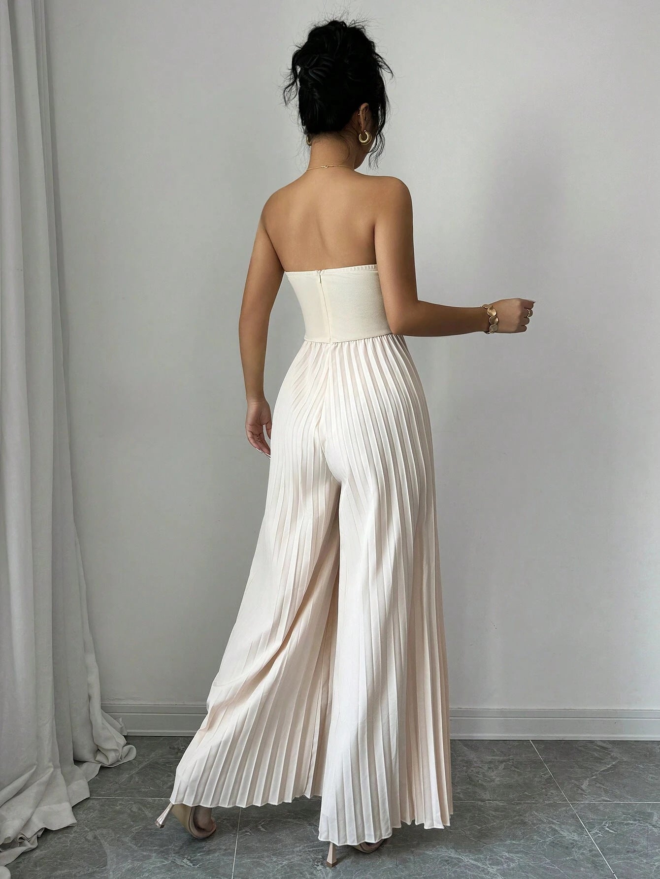 Women's Solid-color Tube Top With Waist-cinching Design