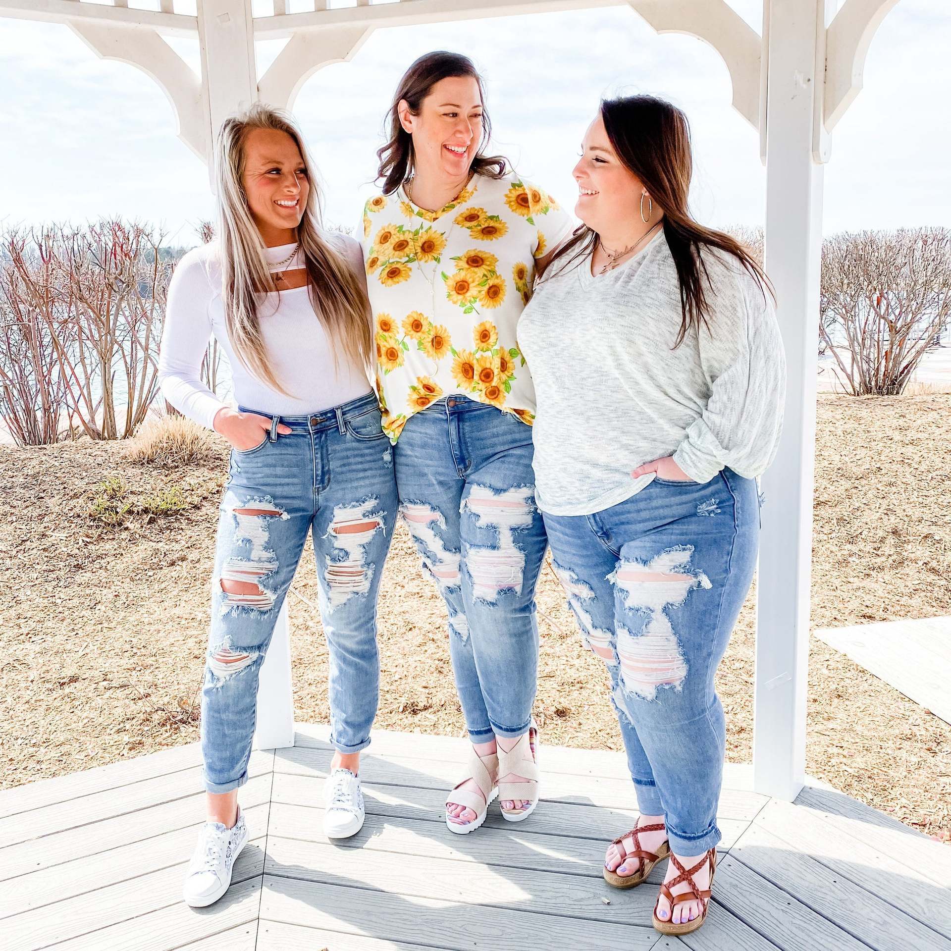 Distressed Light-Wash Skinny Jeans with Extended Knee Rips-Theone Apparel