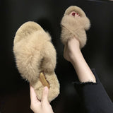 Fuzzy Fur Crisscross Pantoffelschuhe
