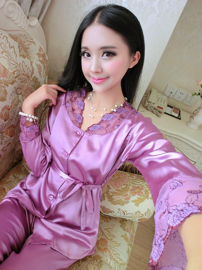 Lace and Satin Pajamas Robe Set