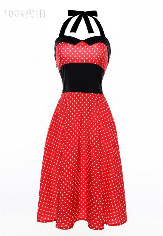 Polka dots en plooien halterjurk